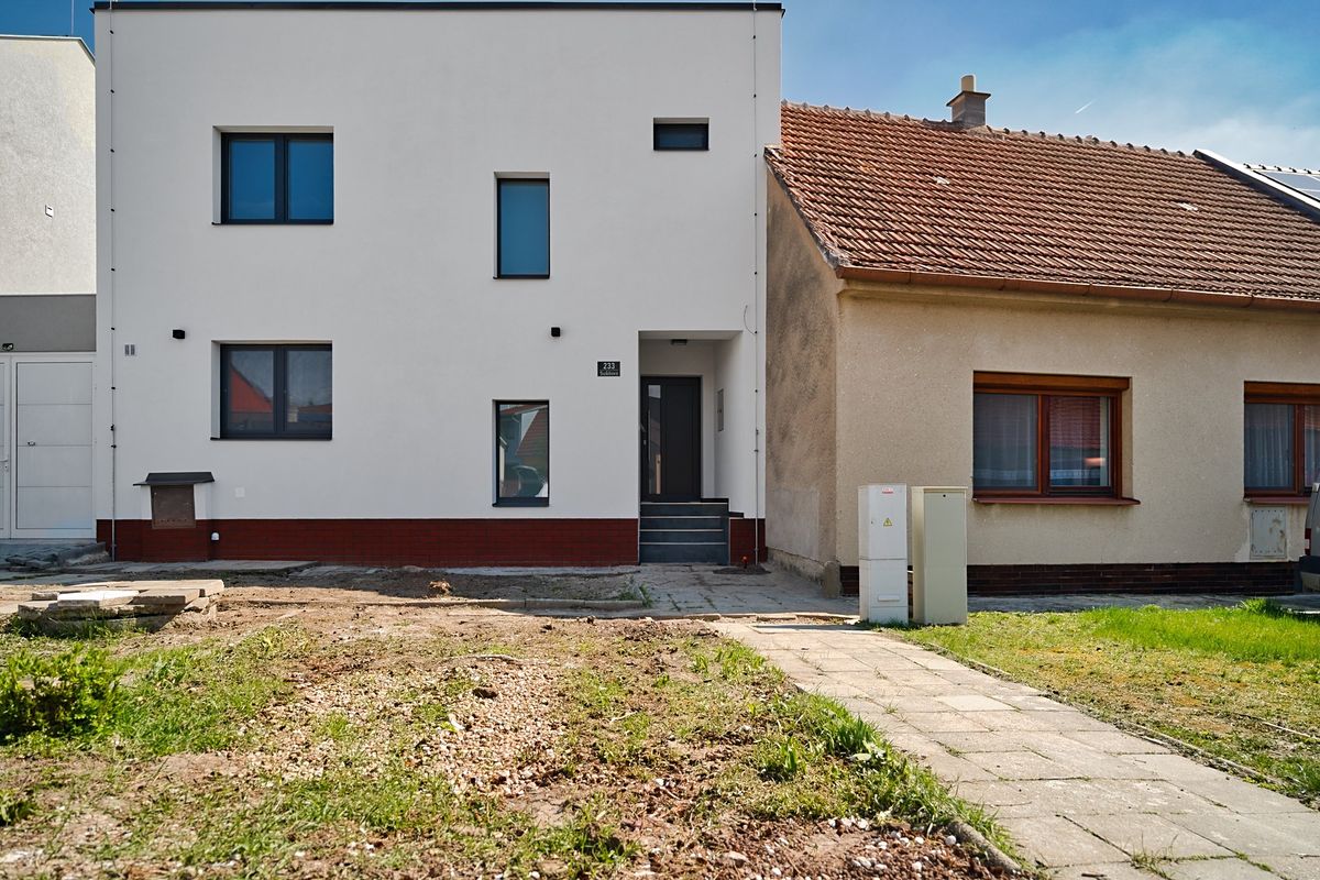 Prodej rodinného domu 170 m², pozemek 202 m²